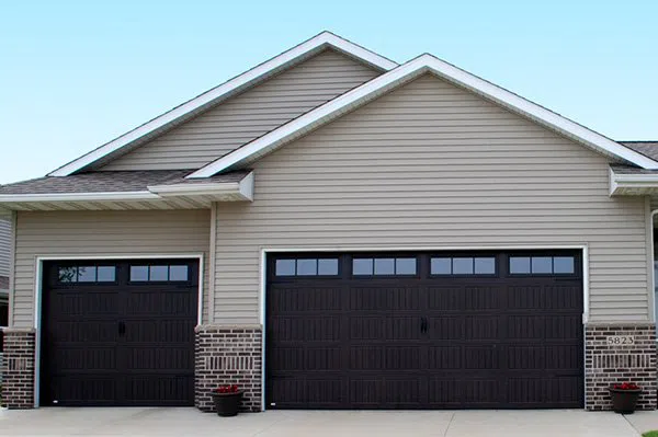 Garage Door Solution Service San Diego, CA 858-366-4510 - res-gdr-16m